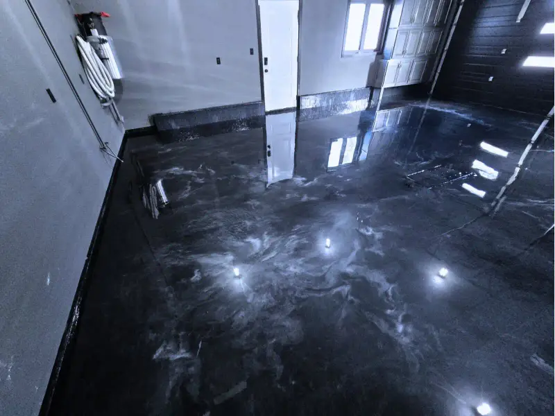 Black metallic epoxy floor with silver marble movement